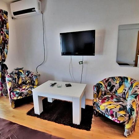 Fibos Studios Ochryda Zewnętrze zdjęcie