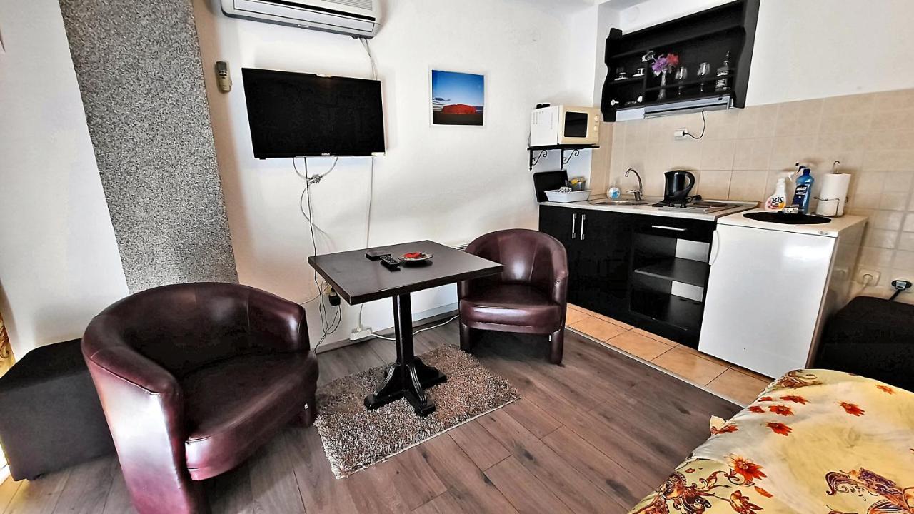 Fibos Studios Ochryda Zewnętrze zdjęcie